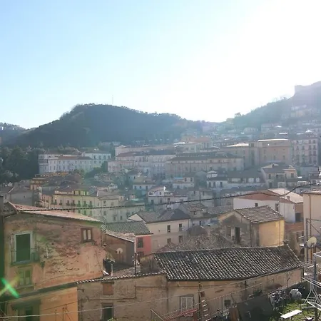 Vecchia: Arte & Storia Tatil Evi *